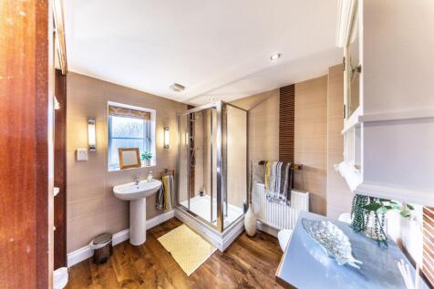 Guest En-Suite