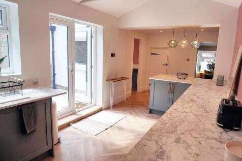 Breakfast kitchen