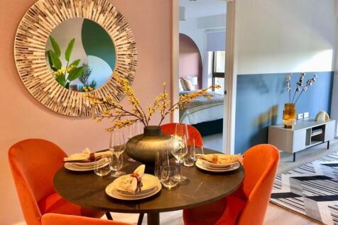 Dining Area 1