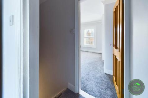 21 Floor 2 Landing