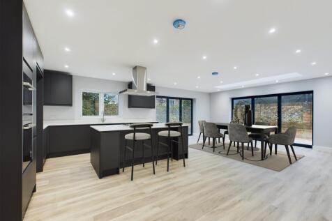 Kitchen Staged