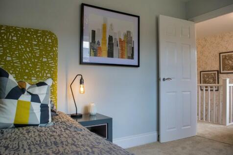 Fairfield Bed 4