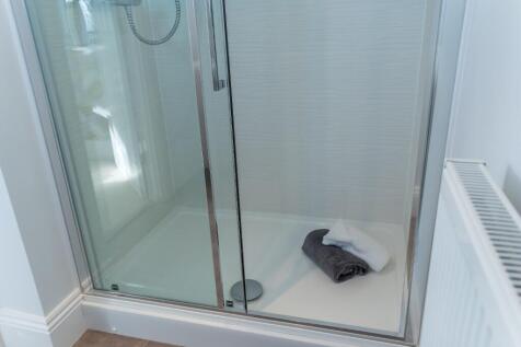 Master En-suite