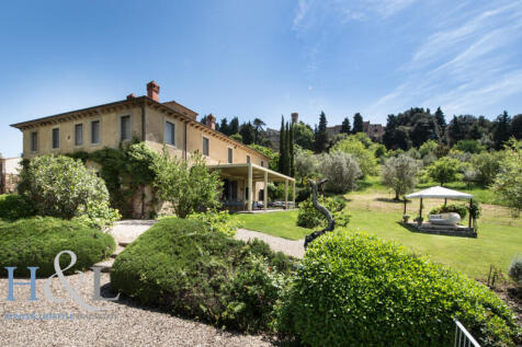 Luxury Tuscan Villa