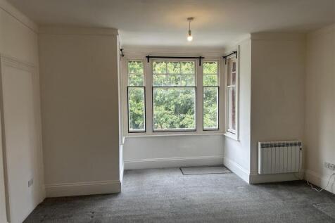 Living Area.jpeg