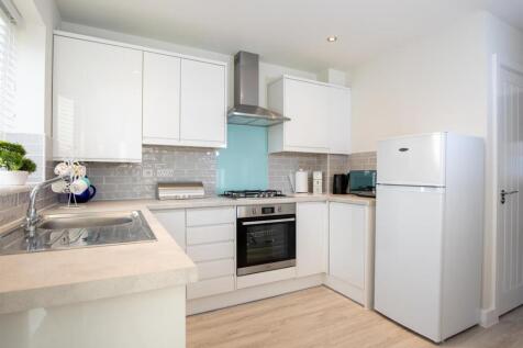 Kitchen 4.jpg