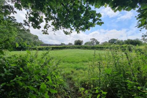 Off-lying paddock