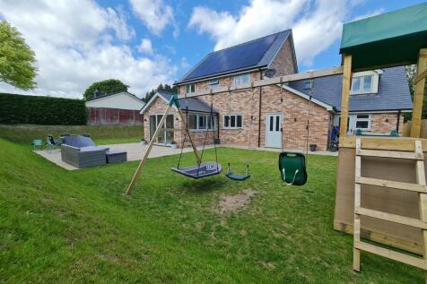 Cefn Coed garden and rear.jpg
