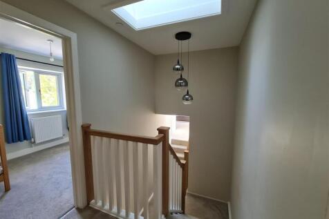 Cefn Coed bed and landing to use.jpg