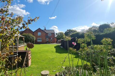 Distant house and garden.jpg