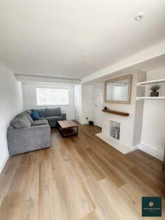 Lounge 1