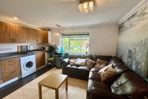 lounge/kitchen