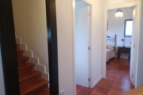 1st floor hallway