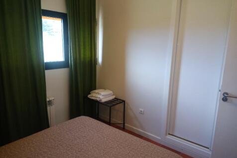 2nd floor bedroom