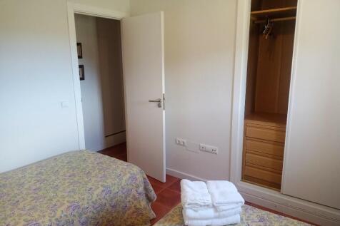 2nd floor bedroom