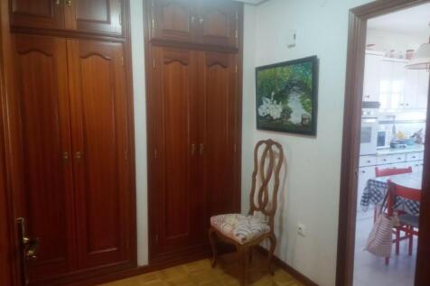 1st. floor hall