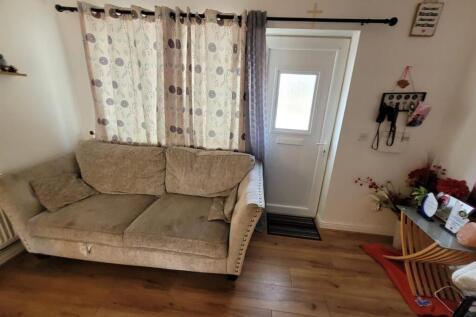 3 High Street, Hurley inspection-images-11.jpg