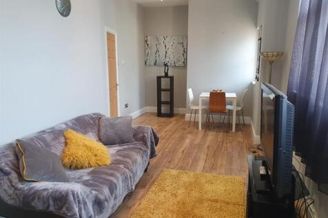 7 marina Court adverting pic Aug 21_12.jpg