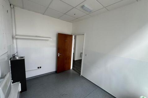 WhatsApp Image 2025-08-29 at 15.02.17 (2).jpeg