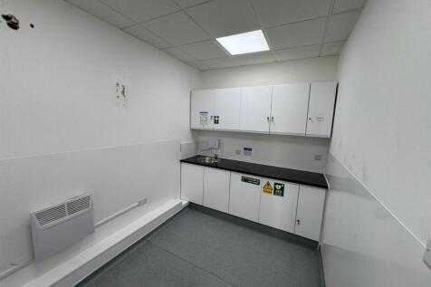 WhatsApp Image 2025-08-29 at 15.02.18 (2).jpeg