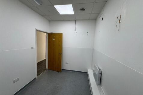 WhatsApp Image 2025-08-29 at 15.02.18 (3).jpeg