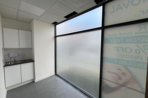 WhatsApp Image 2025-08-29 at 15.02.18 (5).jpeg