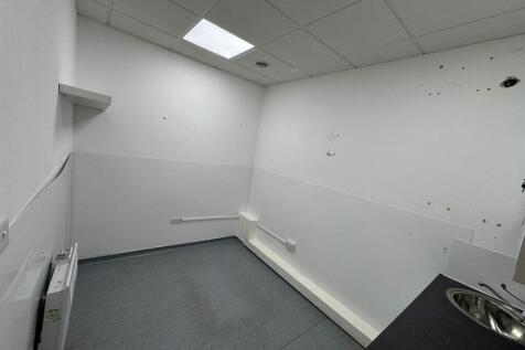 WhatsApp Image 2025-08-29 at 15.02.18.jpeg