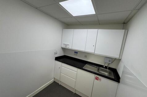 WhatsApp Image 2025-08-29 at 15.02.19 (2).jpeg