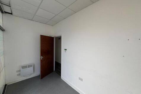 WhatsApp Image 2025-08-29 at 15.02.19.jpeg