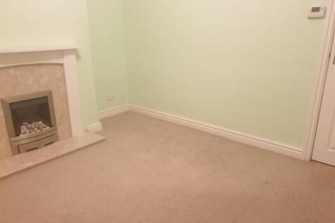 advertising pictures 61 pinnox Street stoke_14.jpg