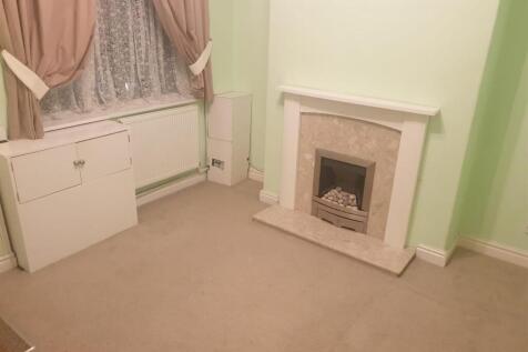 advertising pictures 61 pinnox Street stoke_16.jpg