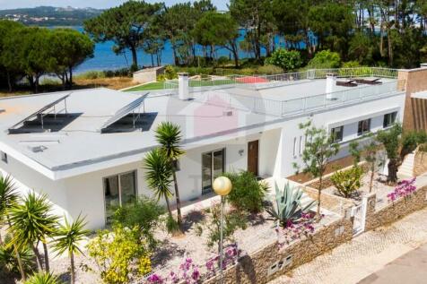 villa with lagoon views