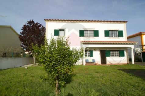 Villa near Obidos