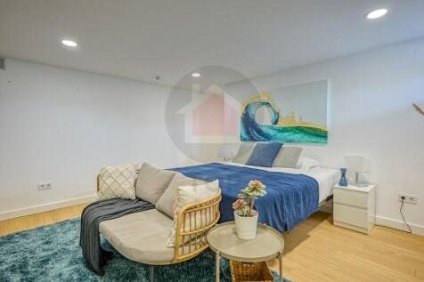 Villa with sea views and private pool