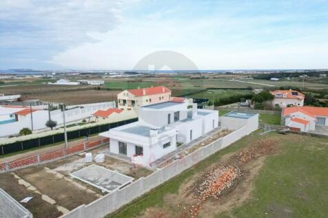 Villa near Peniche