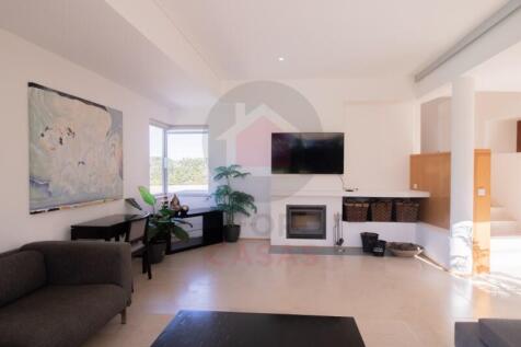 Villa in Bom Sucesso