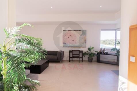 Villa in Bom Sucesso