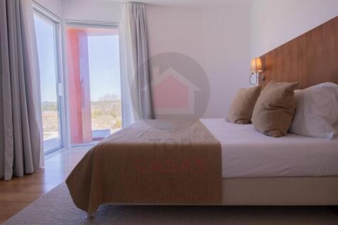 Villa in Bom Sucesso