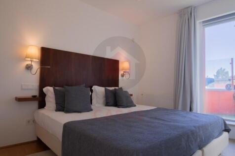 Villa in Bom Sucesso