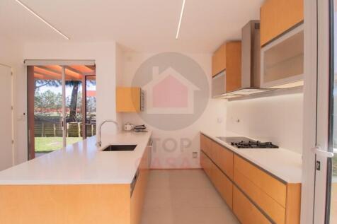 Villa in Bom Sucesso