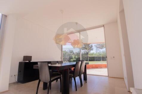 Villa in Bom Sucesso
