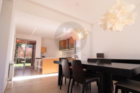 Villa in Bom Sucesso