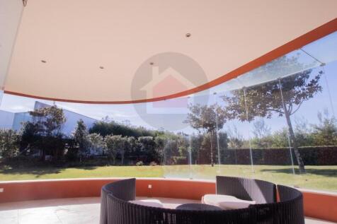 Villa in Bom Sucesso