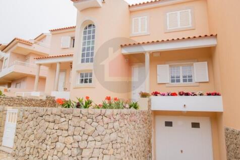 Townhouse in São Martinho do Porto