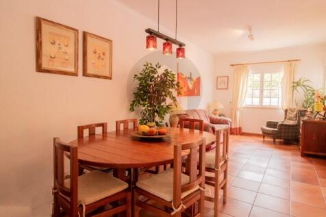Townhouse in São Martinho do Porto