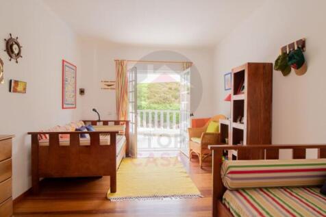 Townhouse in São Martinho do Porto