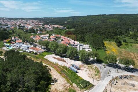 land in Foz do Arelho