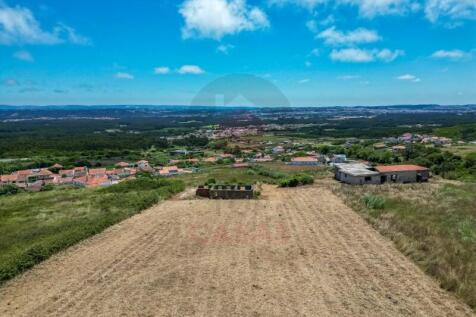 Land Serra do Bouro