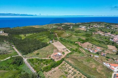 Land Serra do Bouro