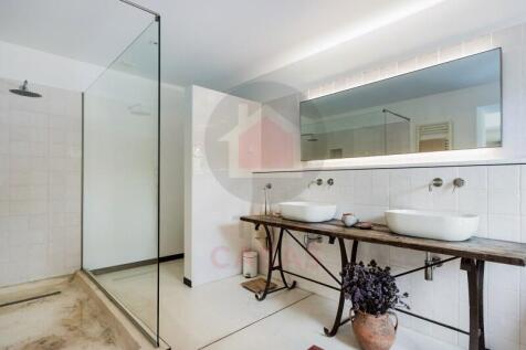 WC Suite 2